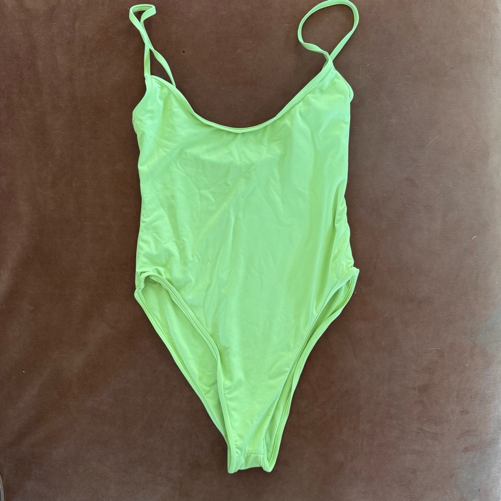 Toast High Cut One Piece Swimsuit